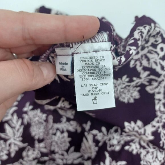 Flynn Skye That's a Wrap Crop Top Wine Floral Women's M Boho Festival Hippie - Picture 11 of 12